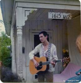 1976-xx-xx -at Uncle Seymours porch singing on Susie and Chitos wedding