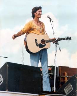 1974-07-04 -TvZ at Willie Nelsons 4th of July Festival at Texas World Speedway-College Station-TX