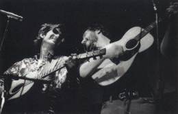 1974-xx-xx -Jamming with fellow troubadour Jerry Jeff Walker