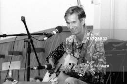 1995-06-25 TvZ at Summerfolk-Minneapolis 2